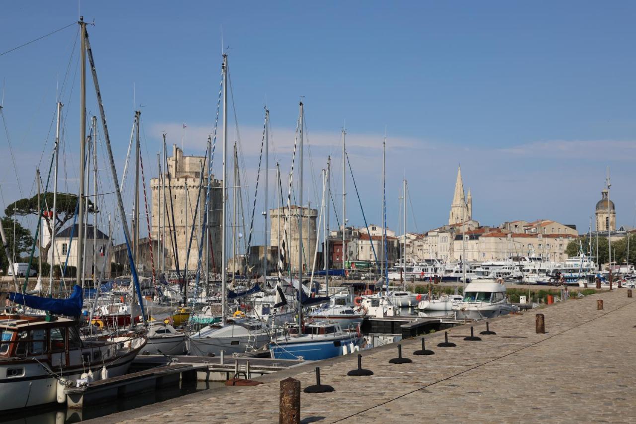 Un Hotel Sur Le Port Λα Ροσέλ Εξωτερικό φωτογραφία