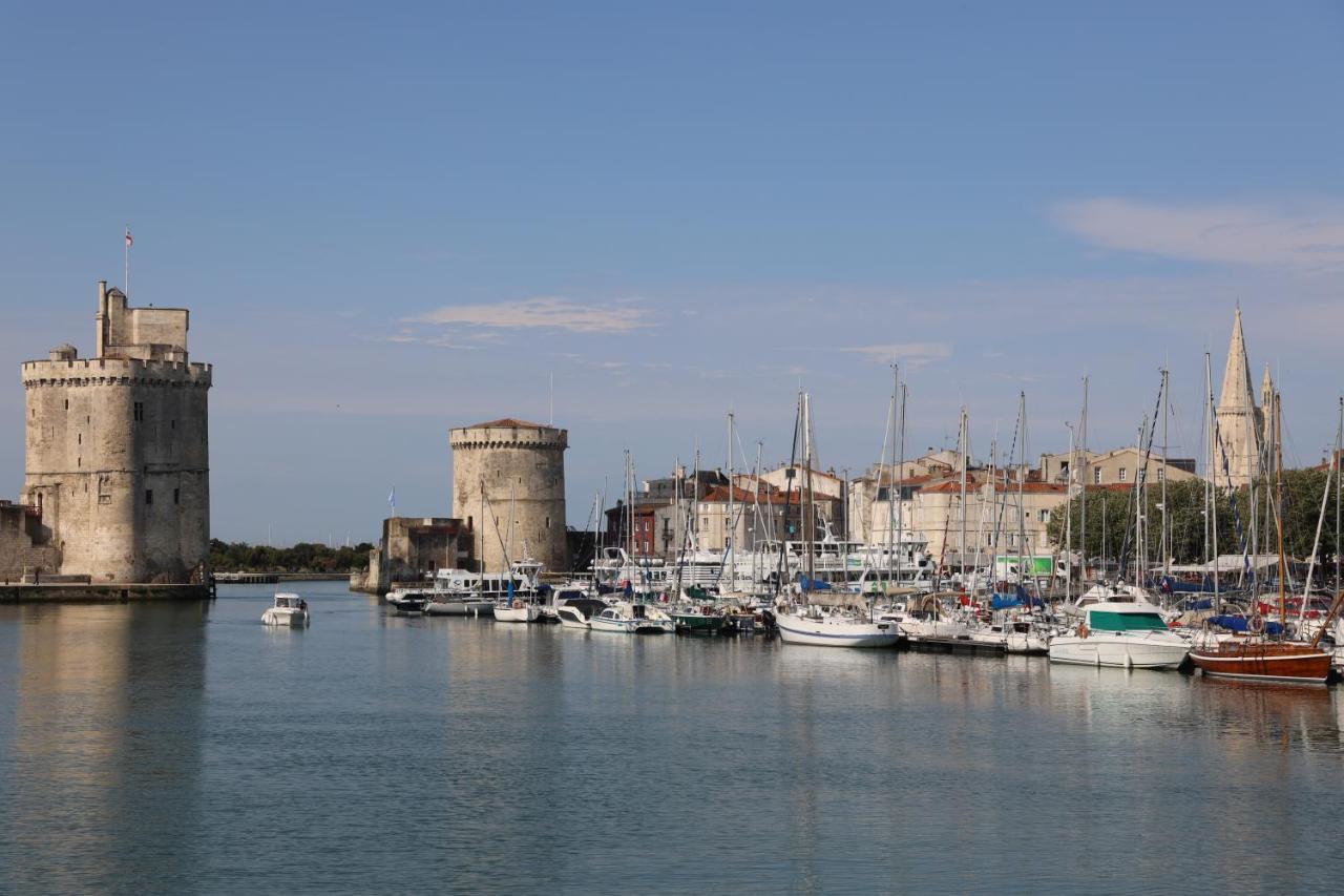 Un Hotel Sur Le Port Λα Ροσέλ Εξωτερικό φωτογραφία